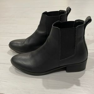 Black Steve Madden Booties